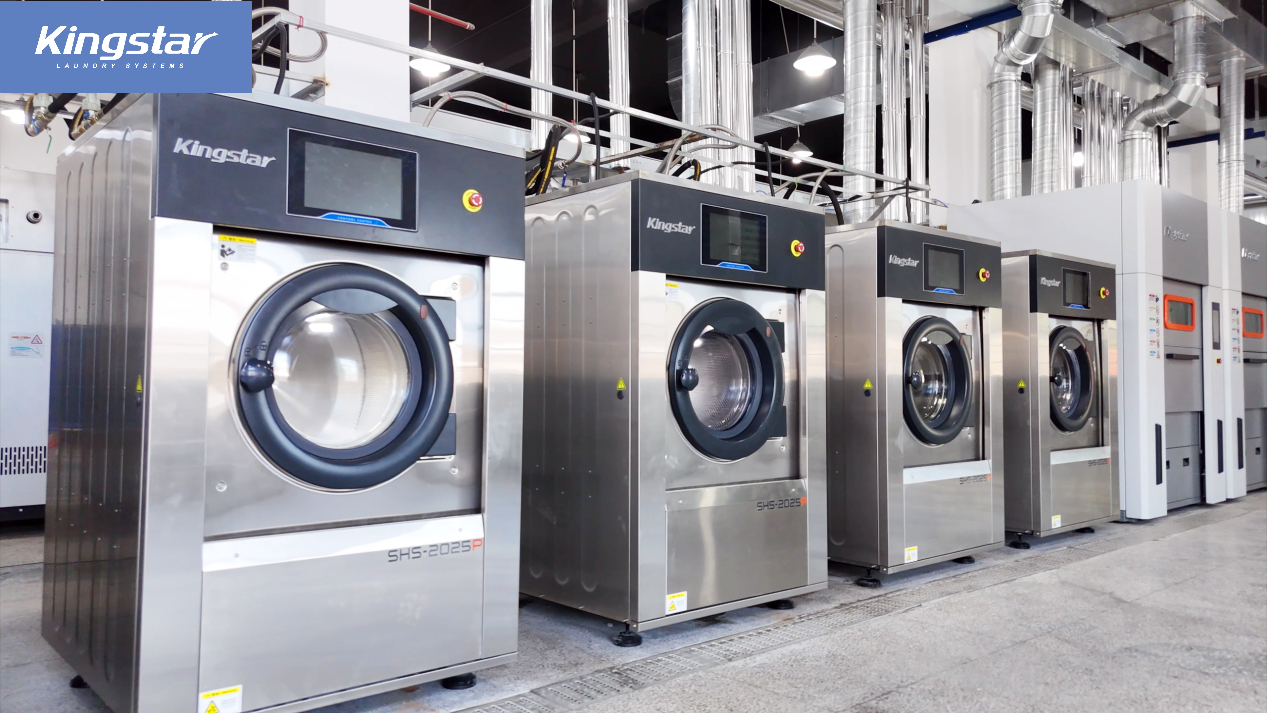 Typowe odplamiacze i metody stosowane w pralniach